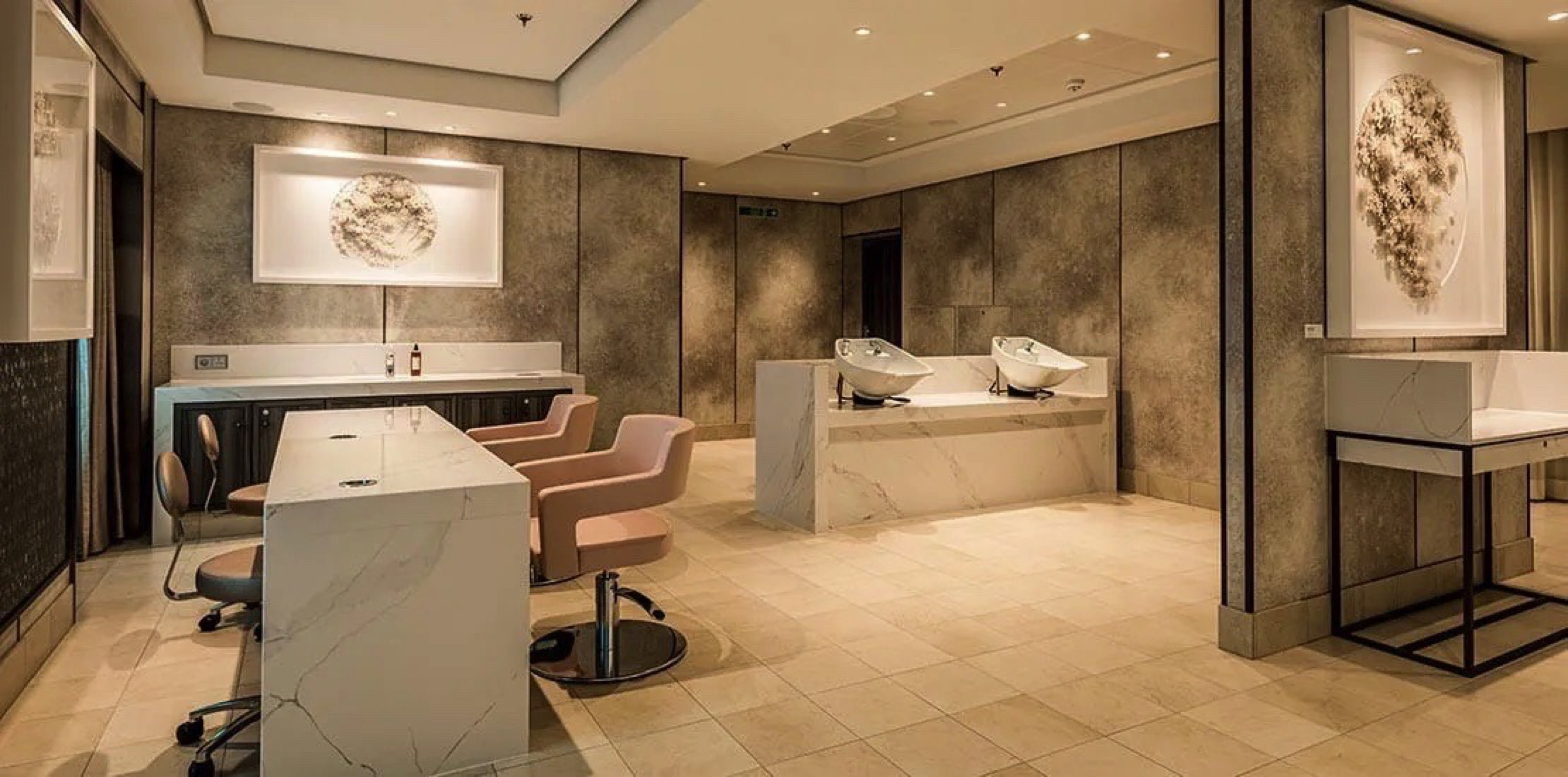 Spirit of Adventure - The Salon